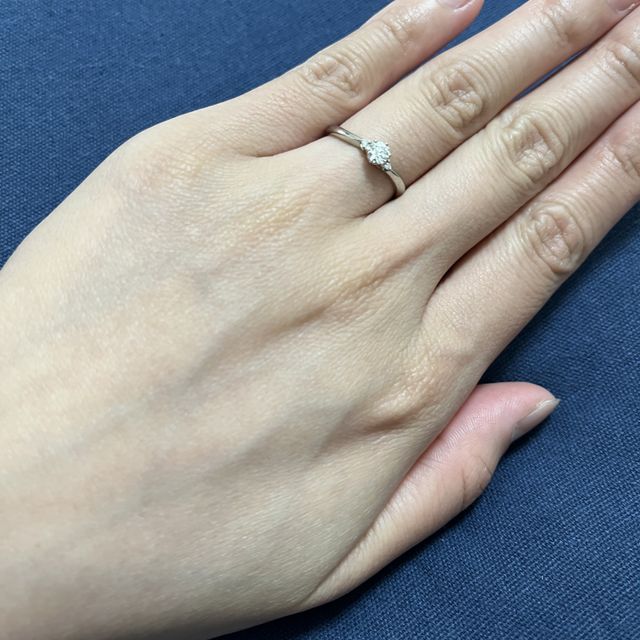 【ヴァンドーム青山(VENDOME AOYAMA)の口コミ】 デザインがとても良く、指にはめた所を意識して、喜ぶ可顔を思い浮かべて…