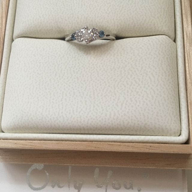 【Only You(オンリーユー)の口コミ】 自分の指に似合っていたのが一番の決め手です。
普段でも着けられるような…