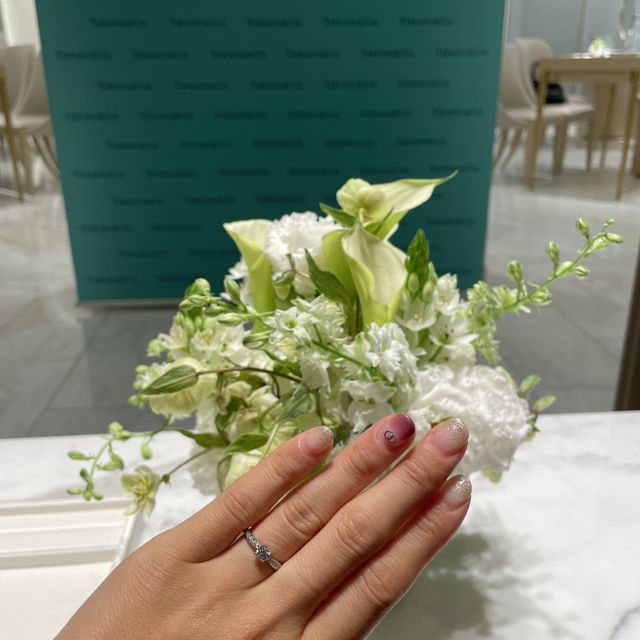 【ティファニー(Tiffany & Co.)の口コミ】 いくつか試着しこちらに決めました。
日常使いとまではいきませんが、普段…