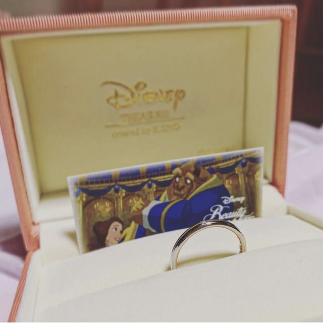 【ケイウノ ブライダル(K.UNO BRIDAL)の口コミ】 購入者である私がディズニーが大好きで、ディズニープリンセスの結婚指輪…