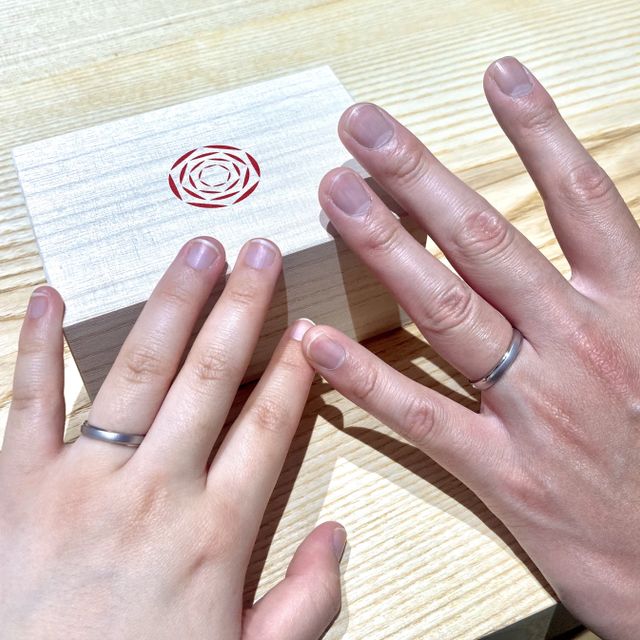 【出雲結(いずもゆい)の口コミ】 デザインが決め手になりました。
エターナルの形でホーニング加工と鏡面仕…