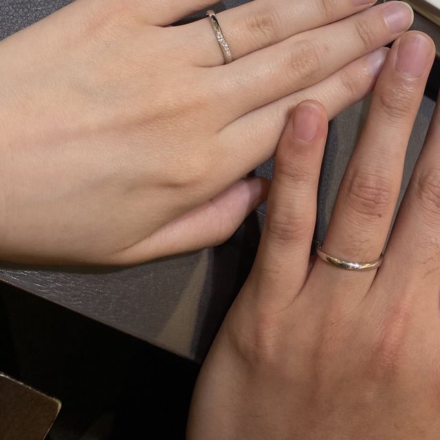 【銀座ダイヤモンドシライシの口コミ】 ダイヤモンドの美しさが他のブランドと違っていました。またデザインの種…
