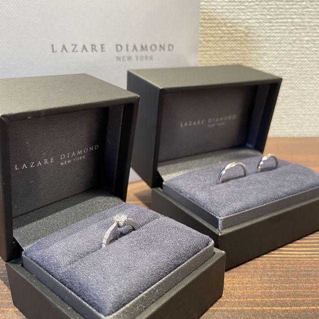 【ラザール ダイヤモンド(LAZARE DIAMOND)の口コミ】 仕事柄、派手な結婚指輪は付けにくいのでシンプルなデザインで指輪を探し…