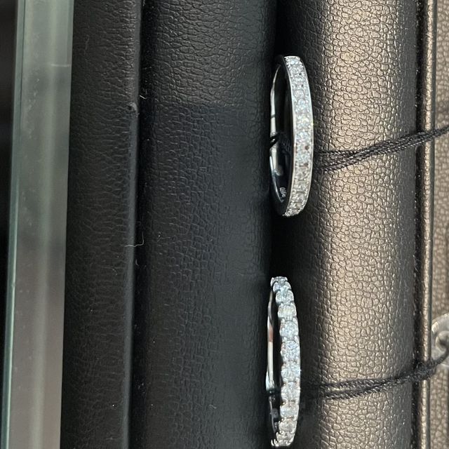 【エクセルコダイヤモンド(EXELCO DIAMOND)の口コミ】 素材はプラチナで　種類としては婚約指輪に該当するとおもいますが、結婚…