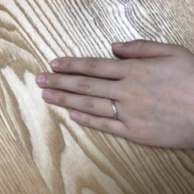 【アイプリモ(I-PRIMO)の口コミ】 メレダイヤモンドがあるものが良くて手に馴染みがよく手が綺麗に見えるも…