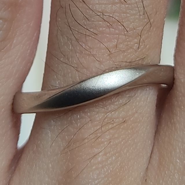 【ヴァンドーム青山(VENDOME AOYAMA)の口コミ】 しっかりした曲線(ウェーブ)形状がキレイで気に入りました。つや消しがあ…