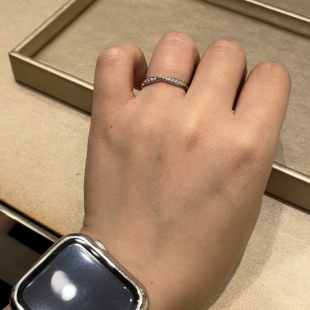 【シャネル(CHANEL)の口コミ】 シャネルとわかるデザインが魅力的で最後の二択まで選択肢に残っていまし…