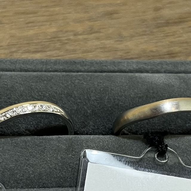 【出雲結(いずもゆい)の口コミ】 二人の中でずっと和風の指輪を探していました。本当は木目調のものが理想…