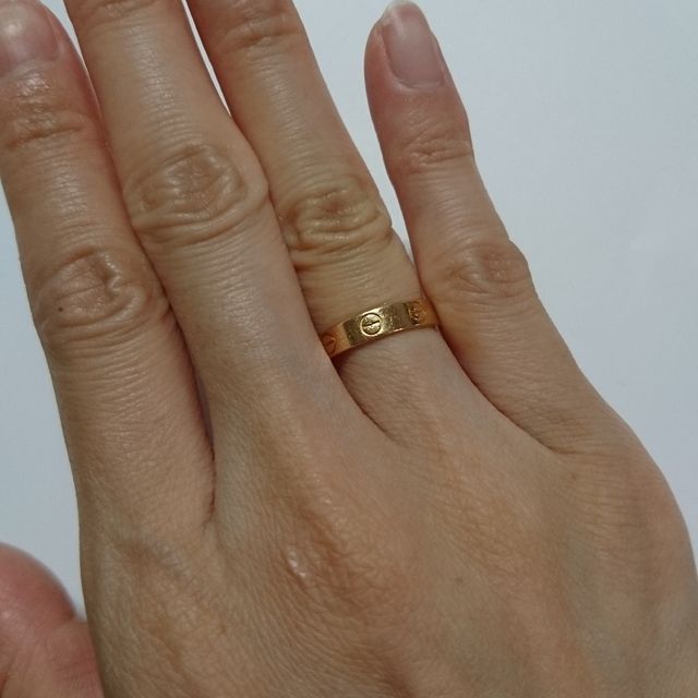 【カルティエ(Cartier)の口コミ】 私の誕生日にプレゼントしてもらいました。
LOVEリングにはもう一つあるの…