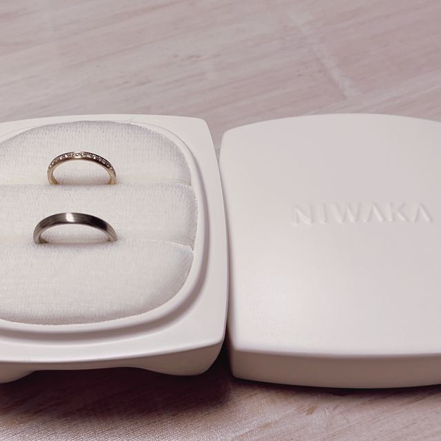 【俄(にわか)の口コミ】 ネットで見て一目惚れしました。
実際の店舗で他の商品も見させていただき…