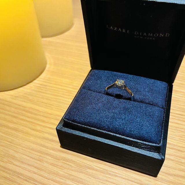 【ラザール ダイヤモンド(LAZARE DIAMOND)の口コミ】 ブルックリンブリッジをイメージしたデザインで、一粒ダイヤを綺麗にホー…