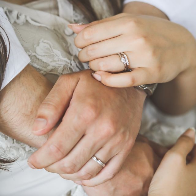 【ジュエリーツツミ(JEWELRY TSUTSUMI)の口コミ】 私自身はストレートではなく、カーブしたものが良く、その中でも自分の指…