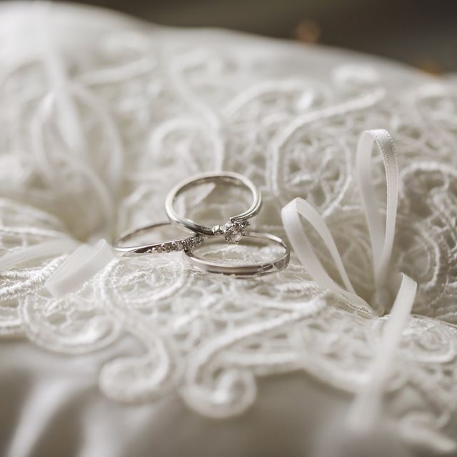 【ジュエリーツツミ(JEWELRY TSUTSUMI)の口コミ】 私自身はストレートではなく、カーブしたものが良く、その中でも自分の指…