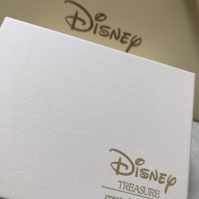 【ケイウノ ブライダル(K.UNO BRIDAL)の口コミ】 ディズニープリンセスデザインの指輪を探していました。特にシンデレラデ…