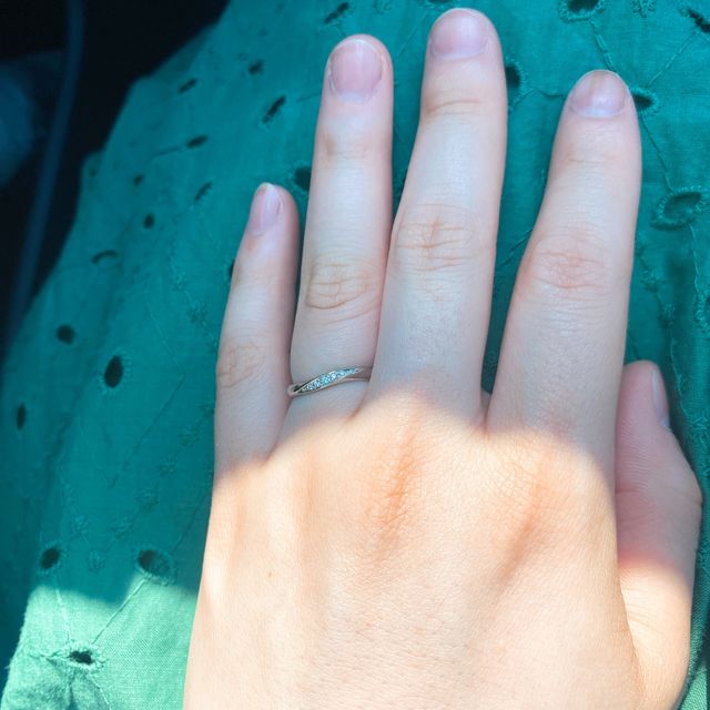 【銀座ダイヤモンドシライシの口コミ】 婚約指輪も銀座ダイアモンドシライシさんで購入したので、今回の結婚指輪…