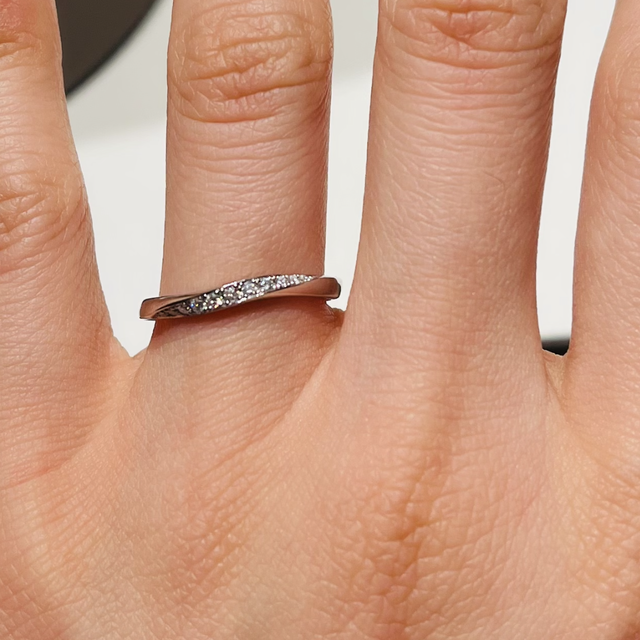 【アイプリモ(I-PRIMO)の口コミ】 デザインが気に入ったからです。
他のブランドもたくさん見に行きましたが…