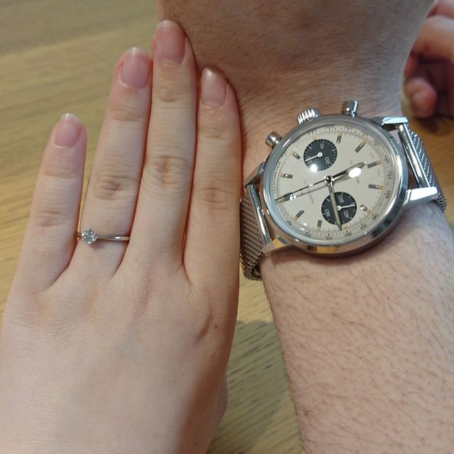 【銀座ダイヤモンドシライシの口コミ】 真ん中のダイヤモンドに向かってリングが細くなっているデザインがダイヤ…