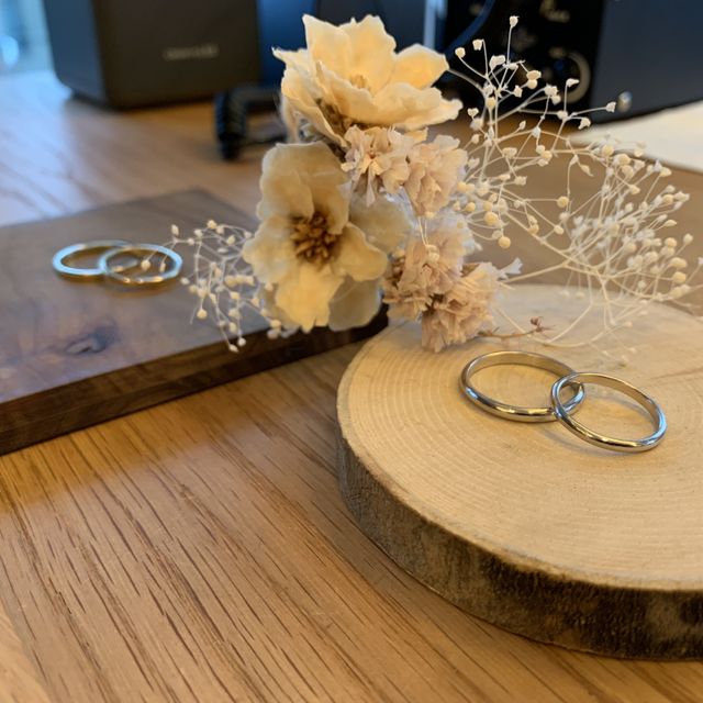 【CRAFY(クラフィ)の口コミ】 Theシンプルが好きなのでなにも加工しない丸みのある物にしました。ゴール…