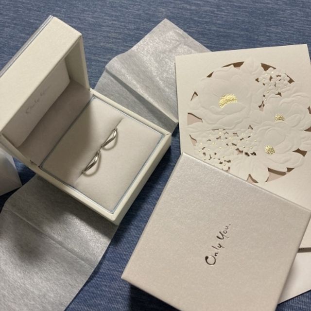 【Only You(オンリーユー)の口コミ】 結婚指輪とセットでつけて違和感ないものにしたかったのでこちらを選びま…