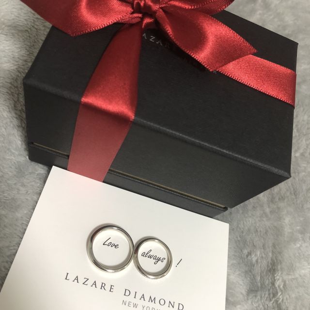 【ラザール ダイヤモンド(LAZARE DIAMOND)の口コミ】 婚約指輪もこちらで購入しており、結婚指輪も迷わずラザールダイヤモンド…
