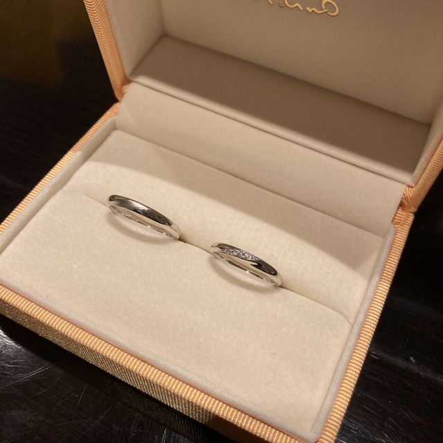 【ケイウノ ブライダル(K.UNO BRIDAL)の口コミ】 2人とも好きなデザインだったので、決めました。刻印のデザインを目の前で…