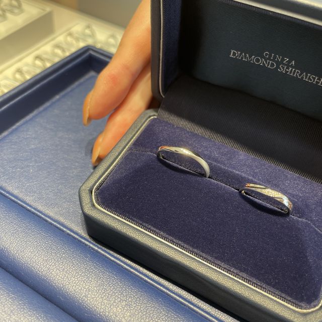 【銀座ダイヤモンドシライシの口コミ】 ストレートタイプが良い私と、ウェーブタイプが良い夫で意見が分かれまし…