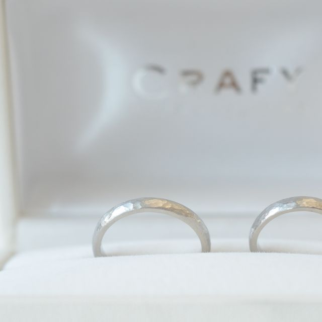 【CRAFY(クラフィ)の口コミ】 自分たちで唯一無二の指輪を作りたかった。パートナーの手作りの指輪をは…