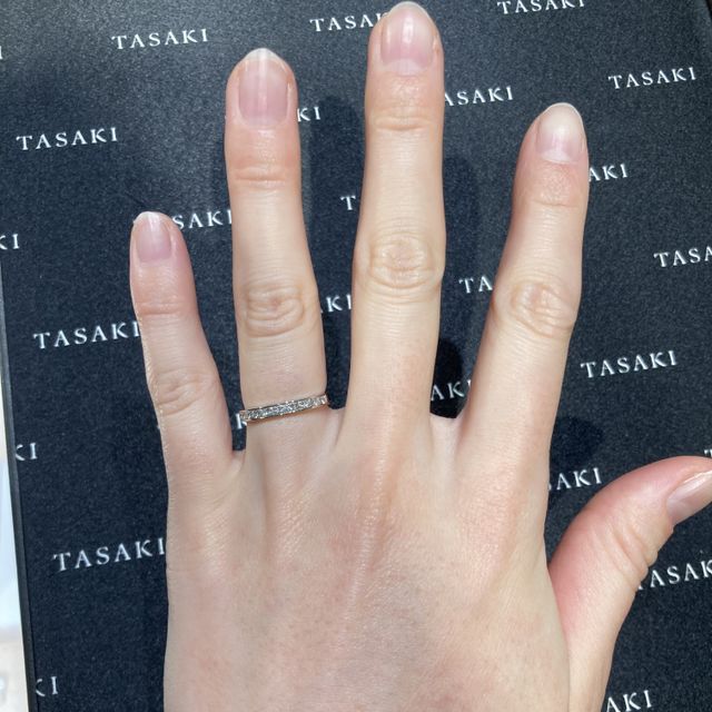 【TASAKI(タサキ)の口コミ】 ハーフエタニティリングを中心に見ていましたが、さくらゴールドのカラー…
