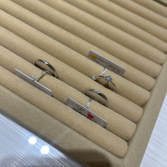 【TRECENTI(トレセンテ)の口コミ】 お花のデザイン、ダイヤの輝きが
とってもよかったです！満足！エンゲージ…