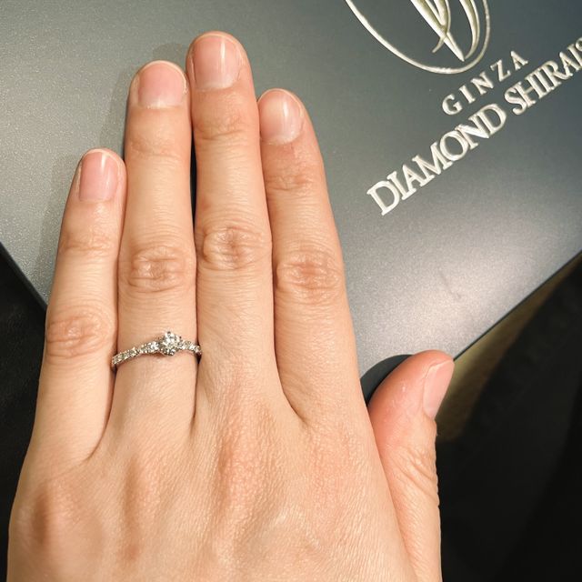 【銀座ダイヤモンドシライシの口コミ】 当初は既製品も良いなと思い、いろいろなブランドのお店を見に行きました…