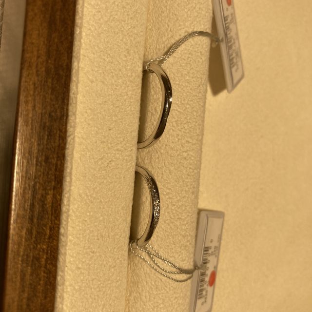 【TRECENTI(トレセンテ)の口コミ】 上品なデザインとつけ心地で凄く気に入りました。
また、指輪の着脱がとて…