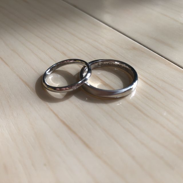 【ケイウノ ブライダル(K.UNO BRIDAL)の口コミ】 指輪のデザインに関しては2人とも特にこだわりが無く、どれにしようか決め…
