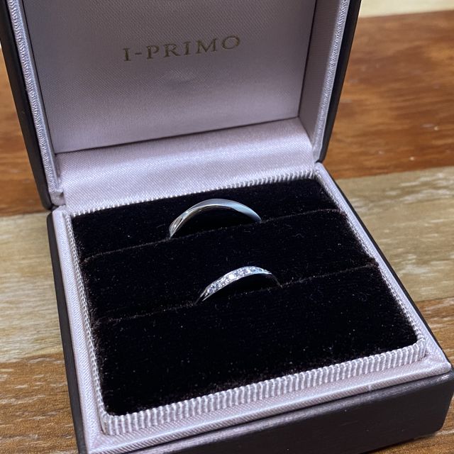 【アイプリモ(I-PRIMO)の口コミ】 とにかくダイヤモンドの輝きに驚いて、指の端から端までダイヤが敷き詰め…