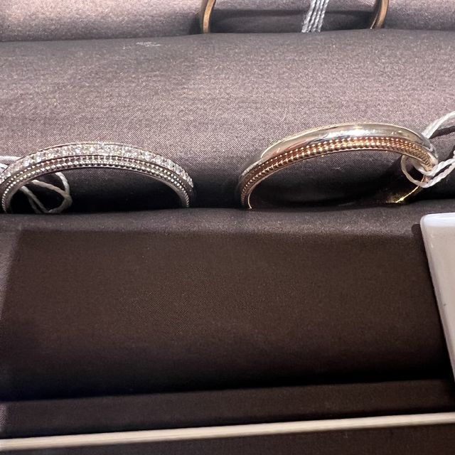 【アイプリモ(I-PRIMO)の口コミ】 私はプラチナ、彼はゴールドという条件が互いに譲れず、でもデザインは同…