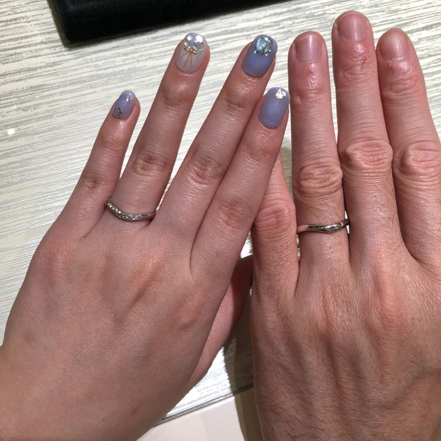 【TRECENTI(トレセンテ)の口コミ】 彼がシンプルなデザインを希望していましたが、私はエンゲージリングと重…