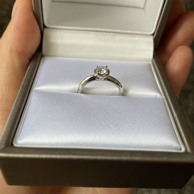 【ブルガリ(BVLGARI)の口コミ】 指にフィットしてとても付け心地がよく手に馴染んでくれます。
派手なもの…