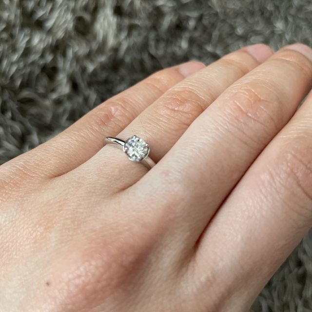 【ブルガリ(BVLGARI)の口コミ】 指にフィットしてとても付け心地がよく手に馴染んでくれます。
派手なもの…