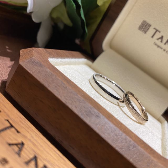 【TANZO.(鍛造指輪)の口コミ】 TANZOオリジナルのコーラルゴールドが綺麗で、最後までプラチナと悩んで、…