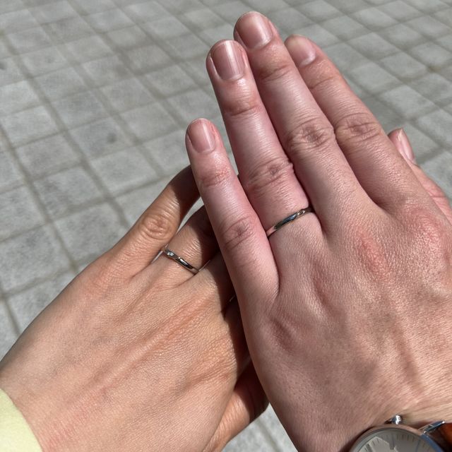 【nocur(ノクル)の口コミ】 プラチナの素材でデザインも可愛く予算内で選ぶことができました。
デザイ…