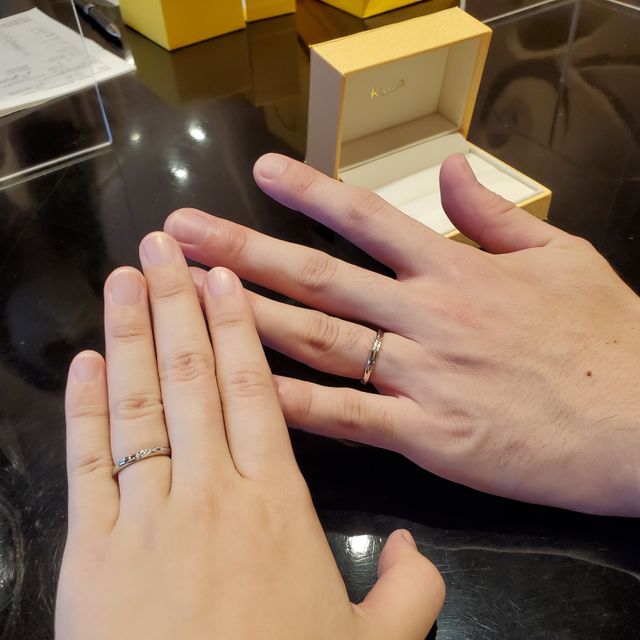 【ケイウノ ブライダル(K.UNO BRIDAL)の口コミ】 ウェーブがかかっていて、プラチナがメインで探していたところ、二色が混…