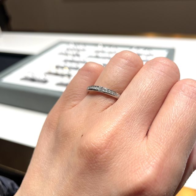 【ラザール ダイヤモンド(LAZARE DIAMOND)の口コミ】 アプローズに一目惚れしました。ライトによって輝きが増して、ずっと見て…