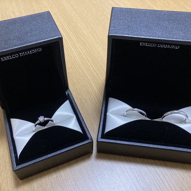【エクセルコダイヤモンド(EXELCO DIAMOND)の口コミ】 まずは婚約指輪を選びました。あまりダイヤの土台の高さが高過ぎず、細か…