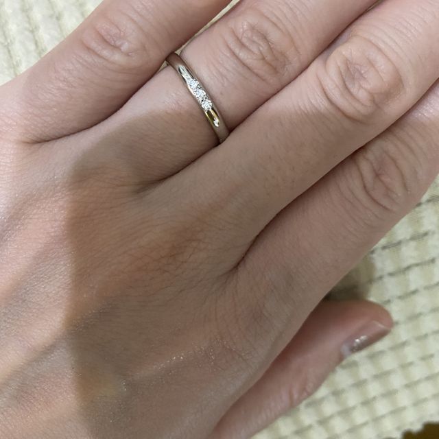 【銀座ダイヤモンドシライシの口コミ】 接客してくれた方がどのお店よりも一番だったため、こちらのお店に決めま…