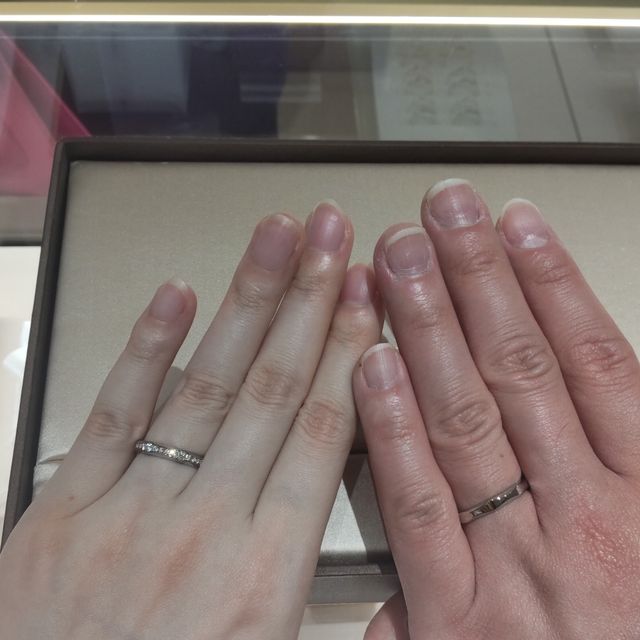 【ブルガリ(BVLGARI)の口コミ】 プラチナ素材にダイヤモンドが豊富にあしらわれた、かっこいい大人の女性…