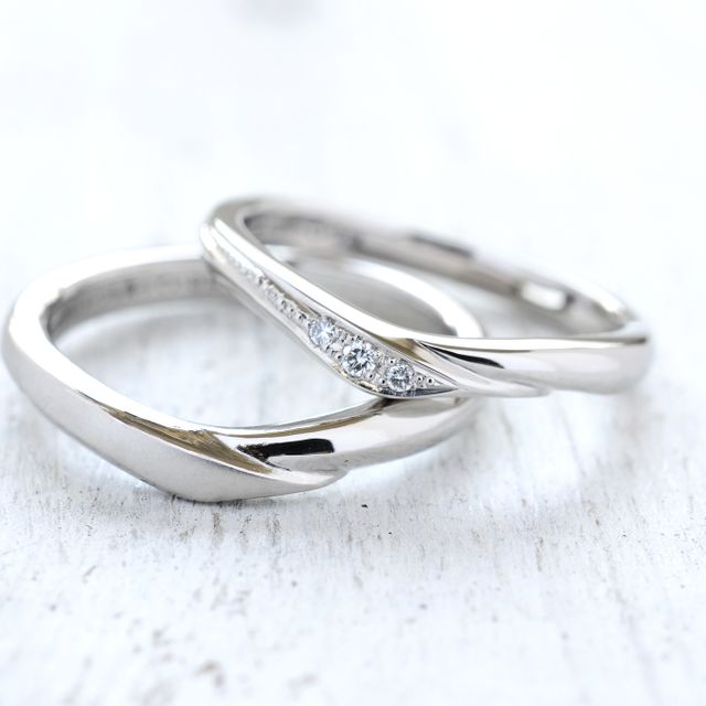 【湘南彫金工房 andfuseの口コミ】 自分達の指の形や手の形にあったデザインを探していました。指輪自体は、…