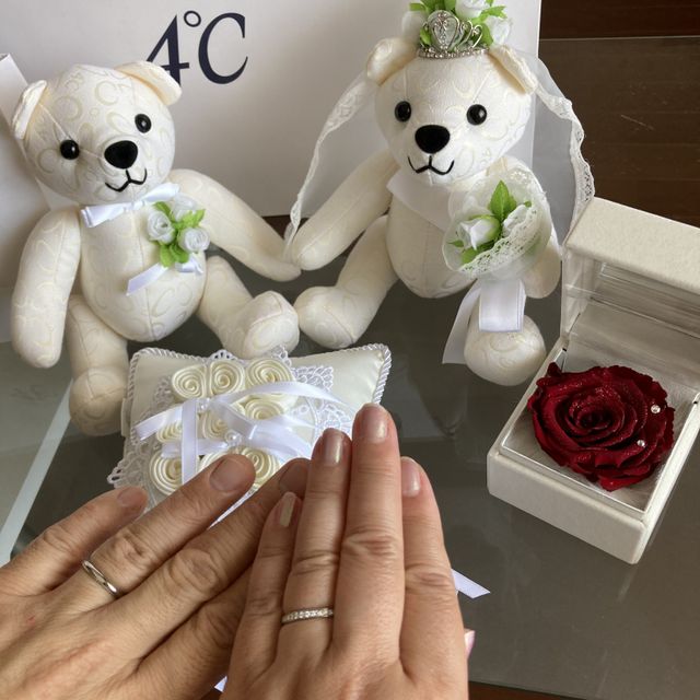 【4℃ BRIDAL(ヨンドシーブライダル)の口コミ】 色々迷いましたが、最終的には、ハーフエタニティリング に決めました。最…