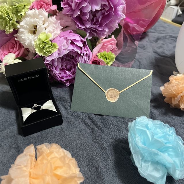 【エクセルコダイヤモンド(EXELCO DIAMOND)の口コミ】 細身のリングでダイヤモンドも大きすぎずいやらしさがないところに惹かれ…