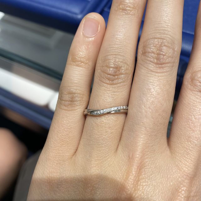 【銀座ダイヤモンドシライシの口コミ】 ダイヤモンドシライシさんの指輪のデザインで気にいるものが多くあり、ダ…
