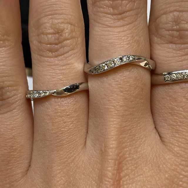 【BRILLIANCE+(ブリリアンスプラス)の口コミ】 価格は高すぎず、安すぎず、リーズナブルに感じました。ダイヤモンドの粒…