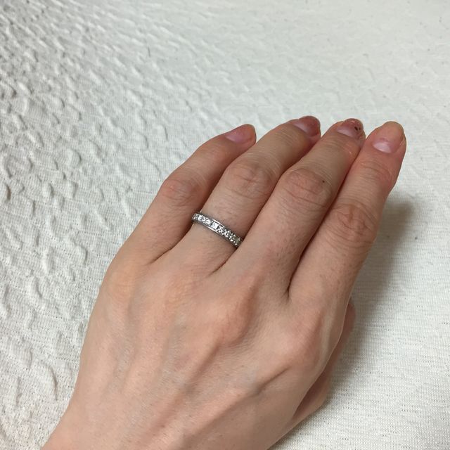 【Desserts(デザート)の口コミ】 憧れのフルエタニティーリングです。私の指は節が太いタイプなのでどのリ…